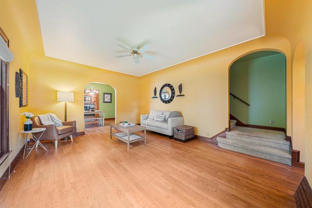 1348 W HARRIS STREET, Appleton, WI 54914