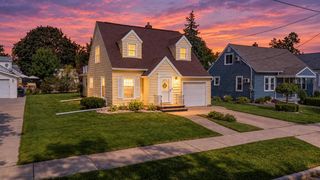 1348 W HARRIS STREET, Appleton, WI 54914