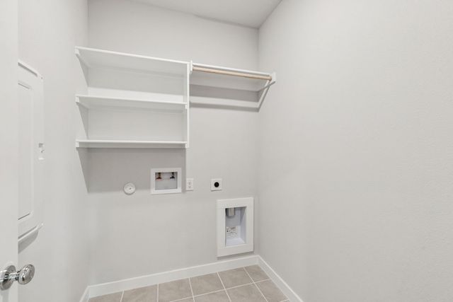 432 Hundred Acre Drive, Waxahachie, TX 75165