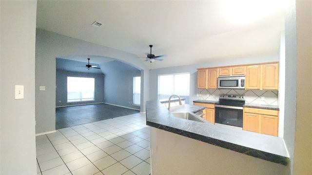 2636 Cumberland Trail, Balch Springs, TX 75181