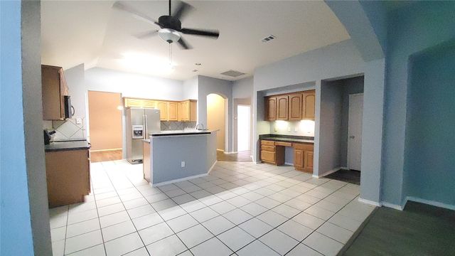 2636 Cumberland Trail, Balch Springs, TX 75181
