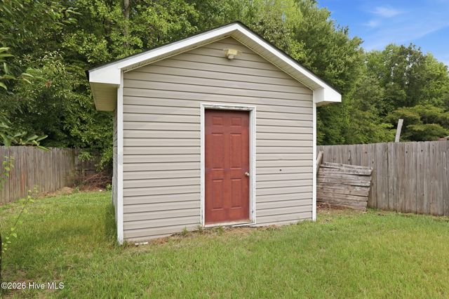 3726 Countryaire Drive, Ayden, NC 28513