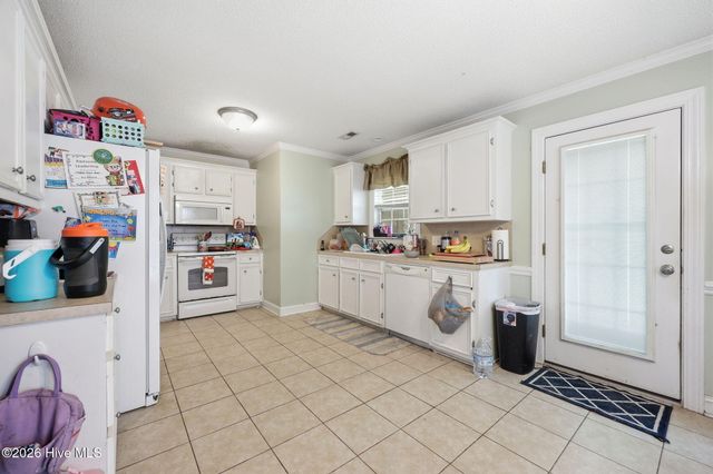 3726 Countryaire Drive, Ayden, NC 28513