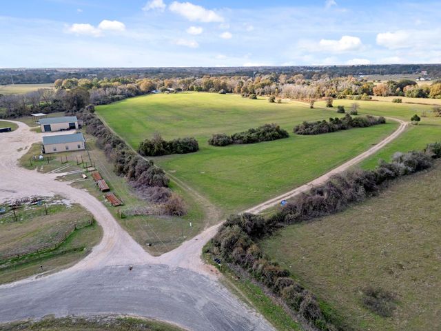 23077 Flukinger Road, Waller, TX 77484