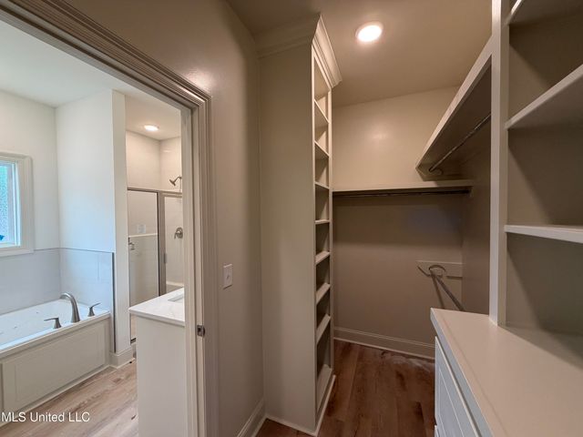 207 Anderson Oaks Drive, Pearl, MS 39208