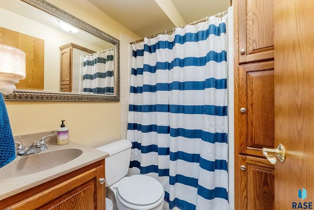 205 E Patrician Dr Drive, Brandon, SD 57005