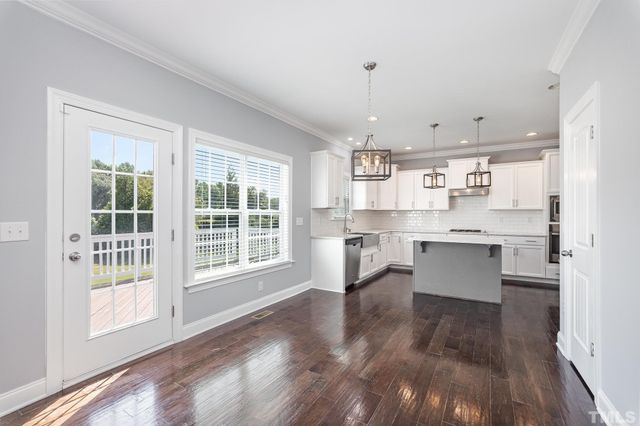 512 Walker Ranch Drive, Fuquay Varina, NC 27526