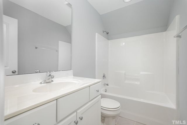 512 Walker Ranch Drive, Fuquay Varina, NC 27526