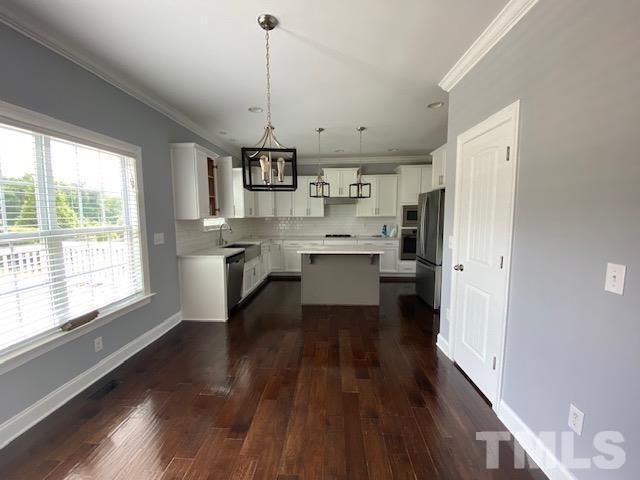 512 Walker Ranch Drive, Fuquay Varina, NC 27526