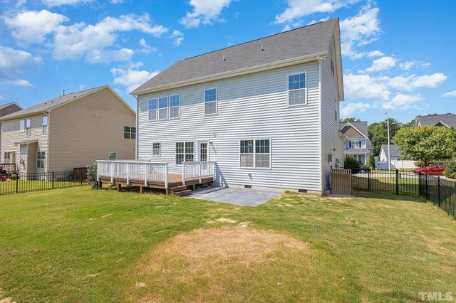 512 Walker Ranch Drive, Fuquay Varina, NC 27526