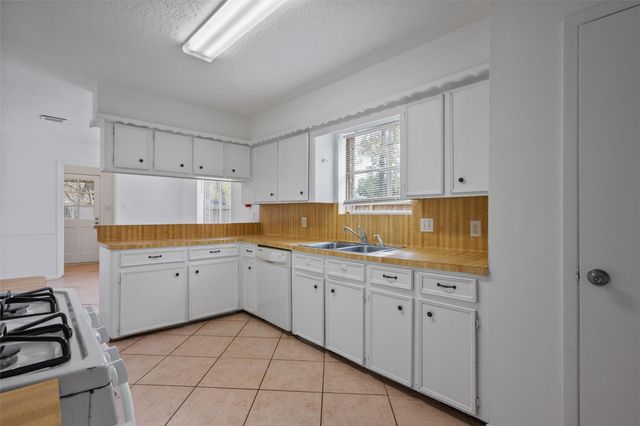 22826 Briarcreek Boulevard, Spring, TX 77373