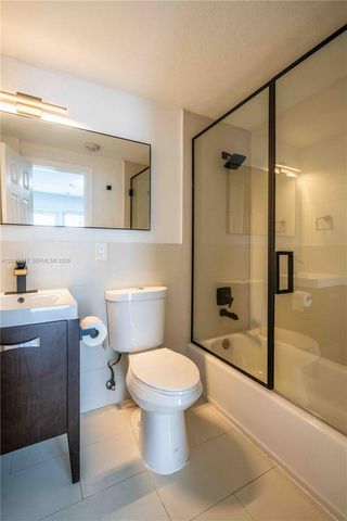 1940 Biarritz Dr 24, Miami Beach, FL 33141
