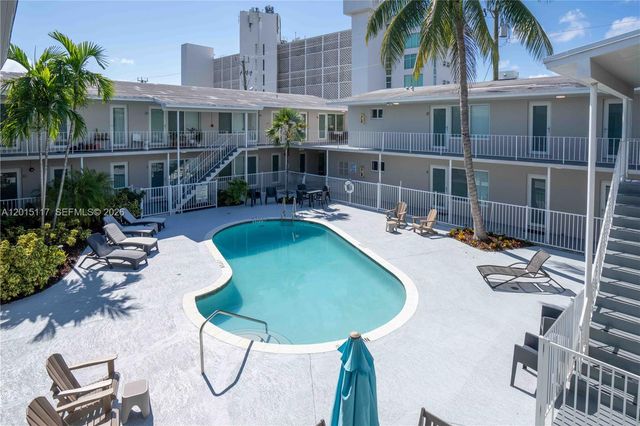 1940 Biarritz Dr 24, Miami Beach, FL 33141