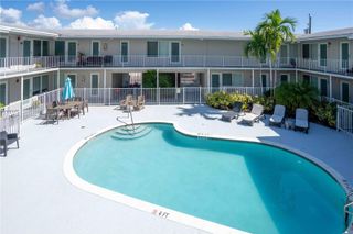 1940 Biarritz Dr 24, Miami Beach, FL 33141