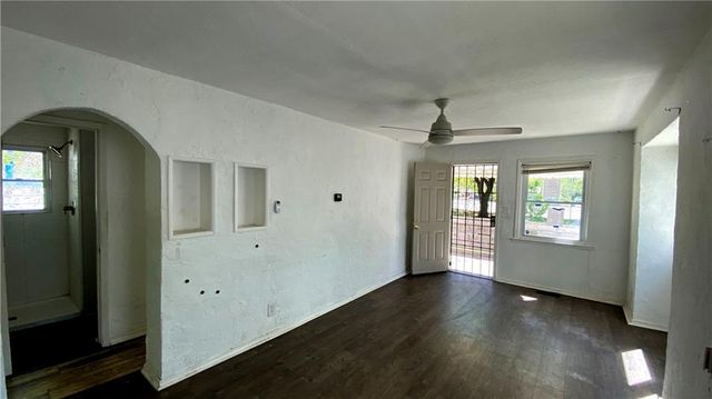 5934 Park Avenue, Kansas City, MO 64130