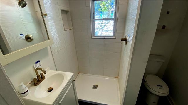 5934 Park Avenue, Kansas City, MO 64130