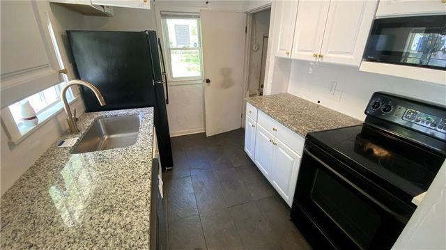 5934 Park Avenue, Kansas City, MO 64130