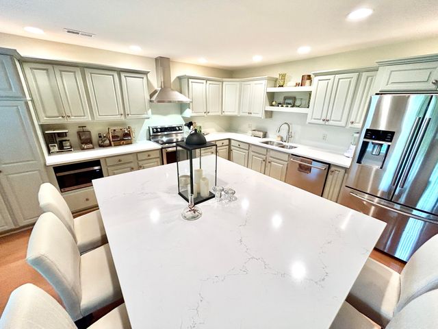 1-2 Woodson Bend Resort, Bronston, KY 42518