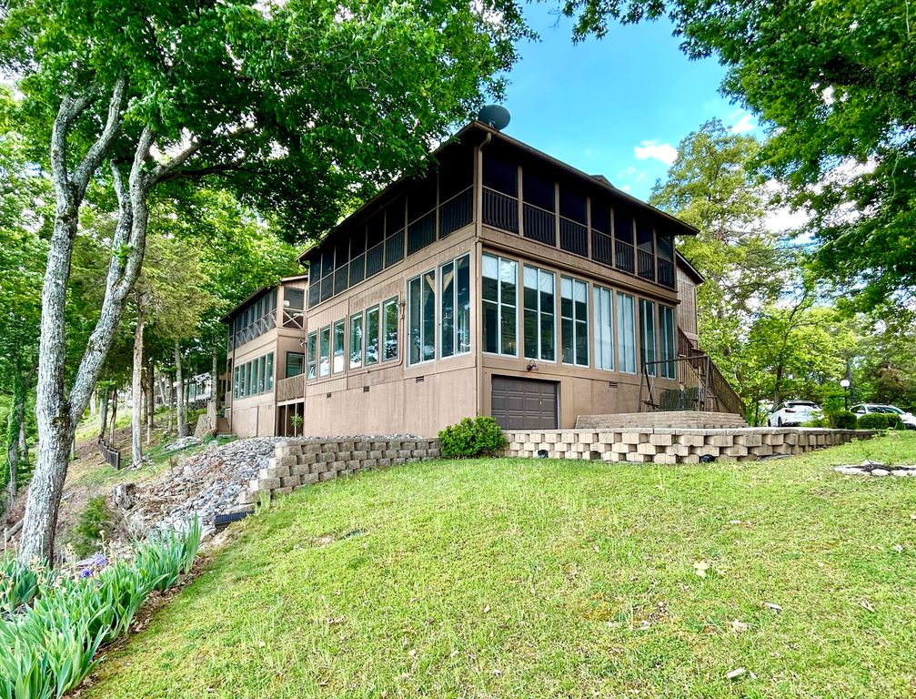 1-2 Woodson Bend Resort, Bronston, KY 42518