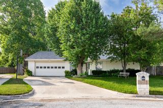 1102 St Croix Court, Arlington, TX 76012