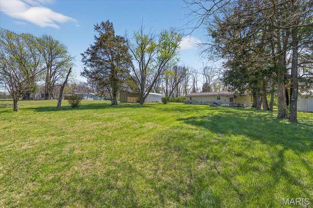 4267 Old Road, De Soto, MO 63020