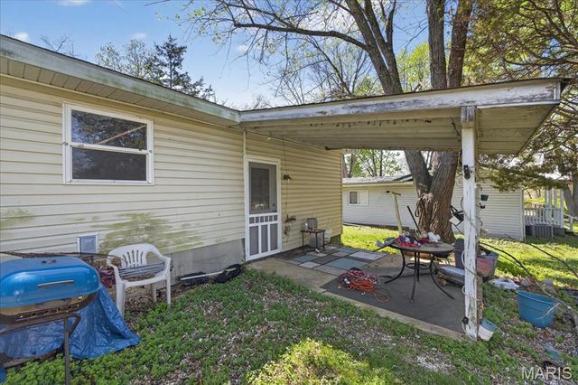 4267 Old Road, De Soto, MO 63020