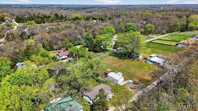 4267 Old Road, De Soto, MO 63020