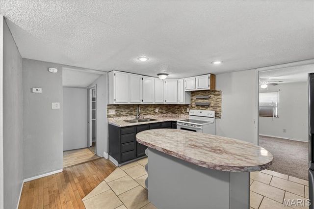 4267 Old Road, De Soto, MO 63020