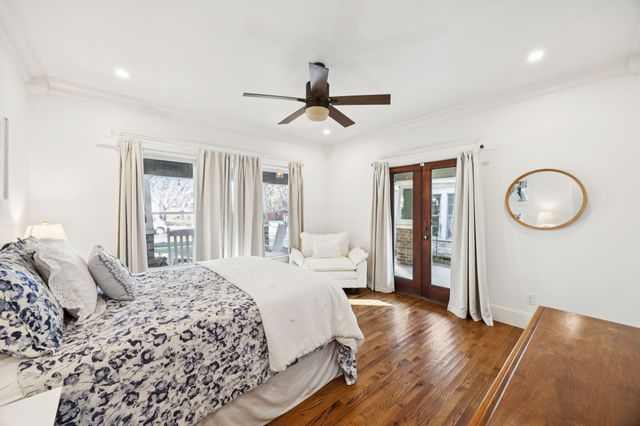 1906 S Henderson Street, Fort Worth, TX 76110