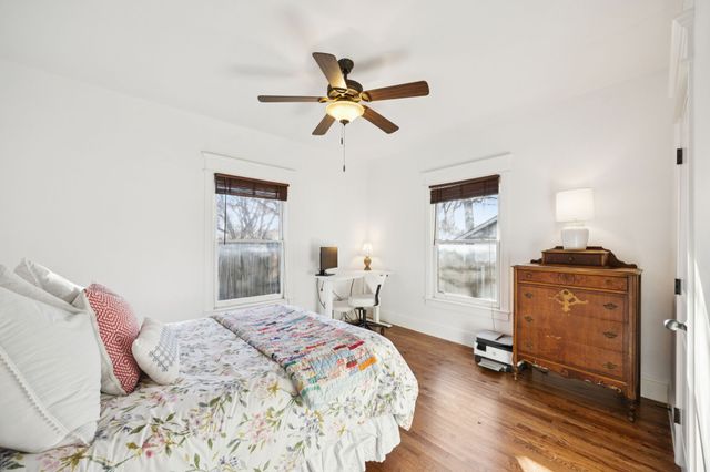 1906 S Henderson Street, Fort Worth, TX 76110