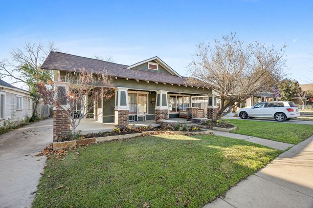 1906 S Henderson Street, Fort Worth, TX 76110