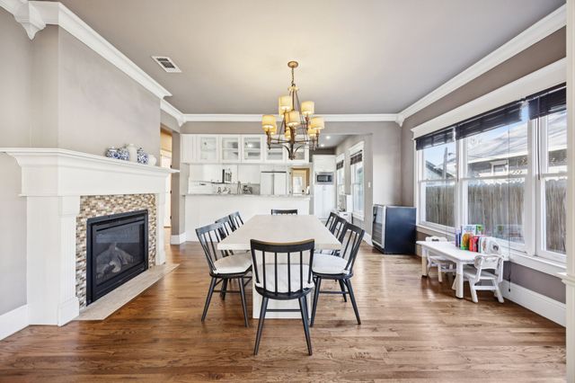 1906 S Henderson Street, Fort Worth, TX 76110