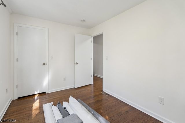 30 Sunset Trl, Rockaway Twp., NJ 07866