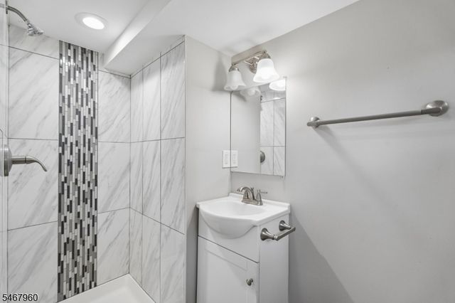 30 Sunset Trl, Rockaway Twp., NJ 07866