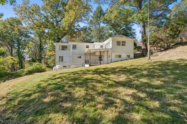 30 Sunset Trl, Rockaway Twp., NJ 07866