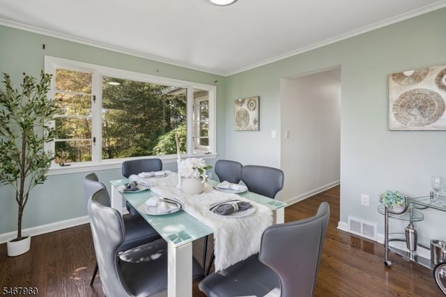 30 Sunset Trl, Rockaway Twp., NJ 07866