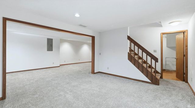 2101 White Plains Court, Fort Wayne, IN 46815