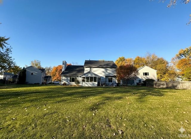 2101 White Plains Court, Fort Wayne, IN 46815