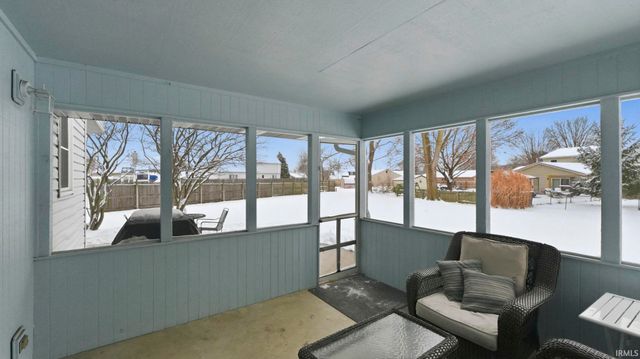 2101 White Plains Court, Fort Wayne, IN 46815