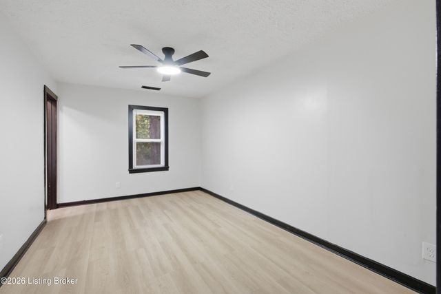 2713 Algonquin Pkwy, Louisville, KY 40210