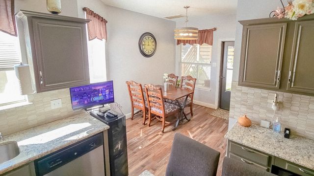 1812 Haley Circle, Carrollton, TX 75006