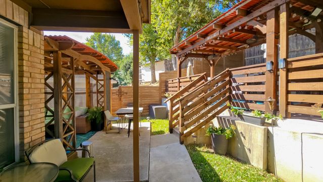 1812 Haley Circle, Carrollton, TX 75006