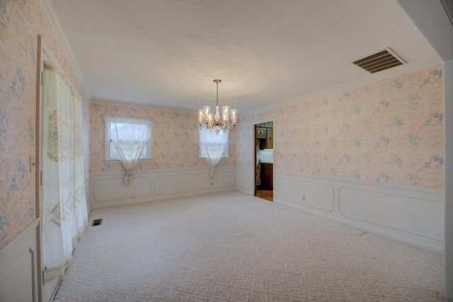 220 BARRETT ST, Bolivar, TN 38008