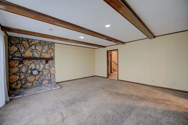 220 BARRETT ST, Bolivar, TN 38008