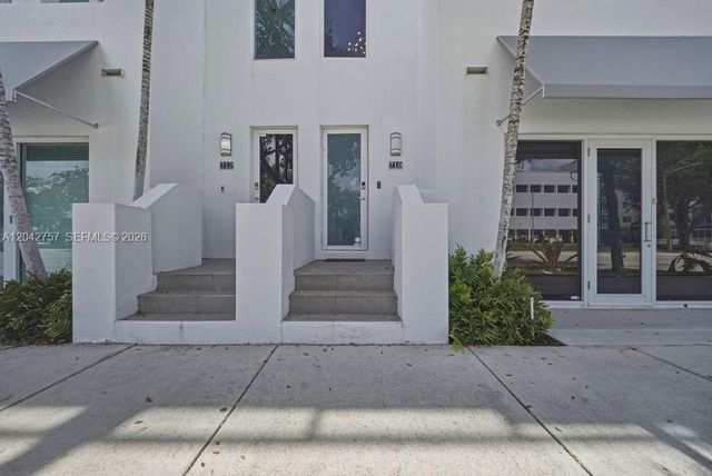 710 NE 3rd Avenue, Fort Lauderdale, FL 33304