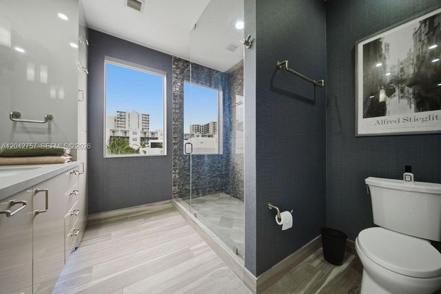 710 NE 3rd Avenue, Fort Lauderdale, FL 33304