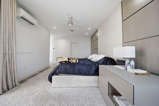 710 NE 3rd Avenue, Fort Lauderdale, FL 33304