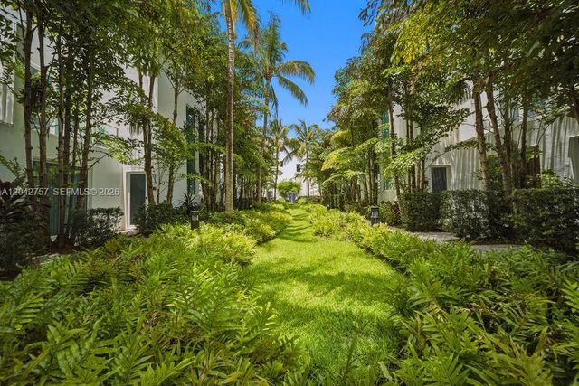 710 NE 3rd Avenue, Fort Lauderdale, FL 33304