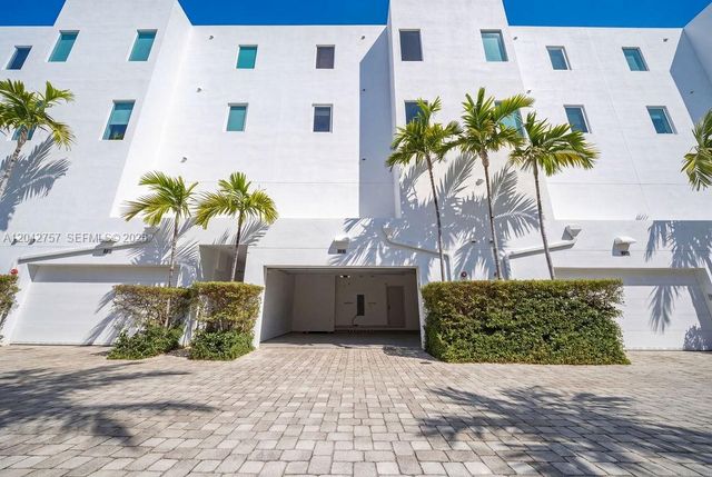 710 NE 3rd Avenue, Fort Lauderdale, FL 33304