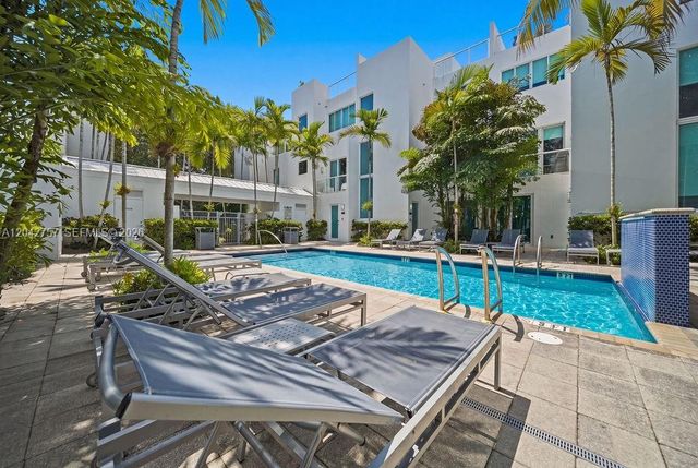 710 NE 3rd Avenue, Fort Lauderdale, FL 33304